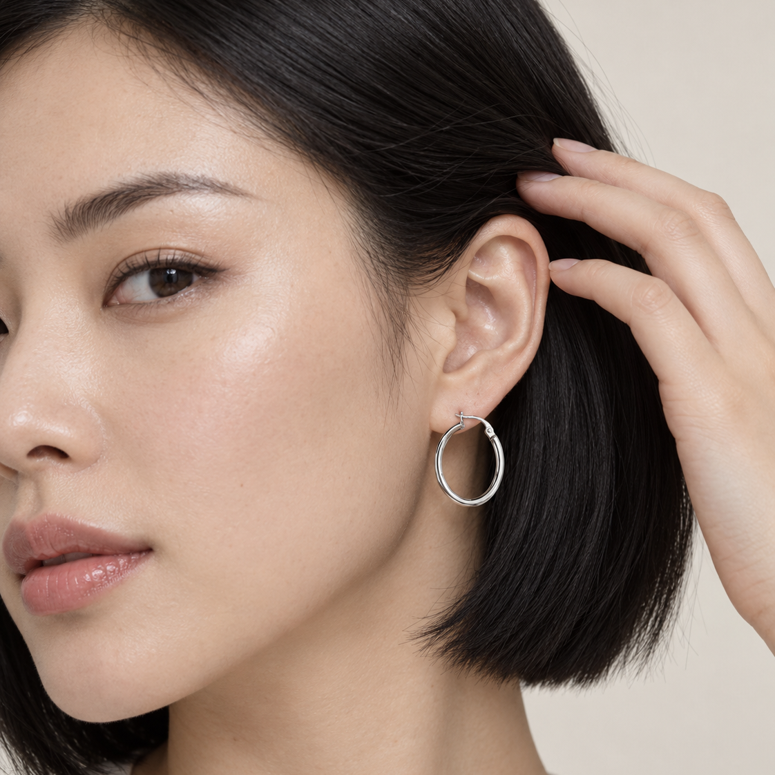 14K White Gold Hoop Earrings