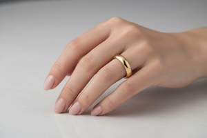 10K Yellow Gold Half Dome Band. 2.6gr 3mm