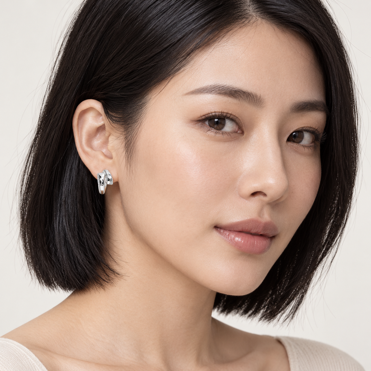 925 Sterling Silver Diamond Cut Geometric Hoop Earrings
