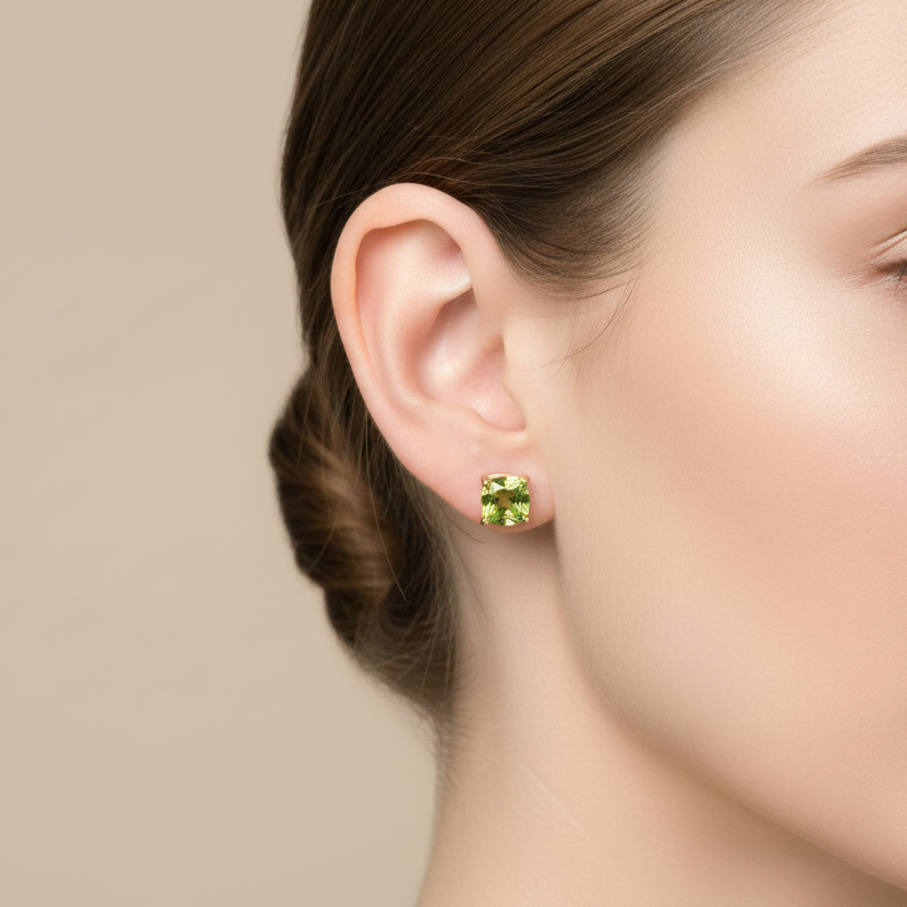 10k Yellow Gold Peridot Stud Earrings