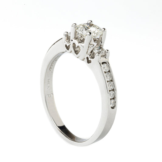White Gold Engagement Solitaire Diamond Ring with Accent. 14k, Centre: 0.65ct, TDW: 1.02ct, VS2-SI1, EF