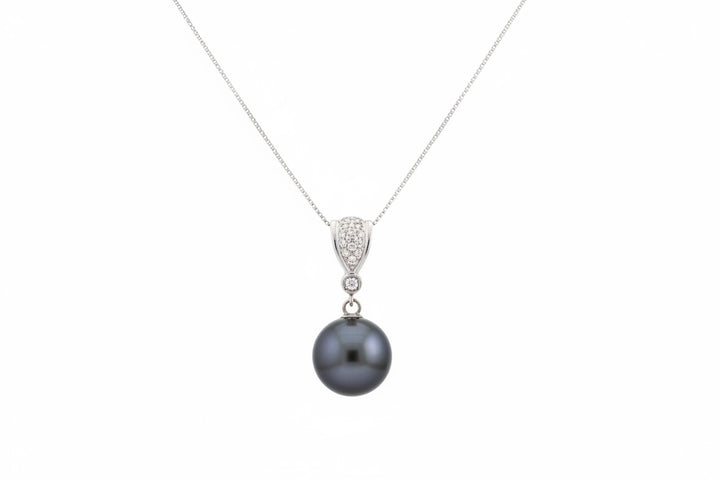 18K White Gold Pearl Pendant 0.15ct