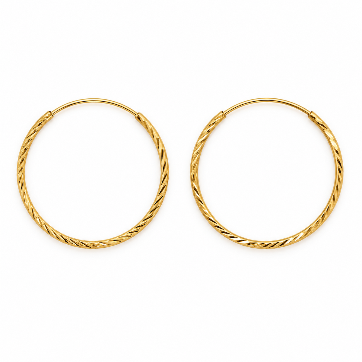 18K Yellow Gold Ribbed Hoop Earrings