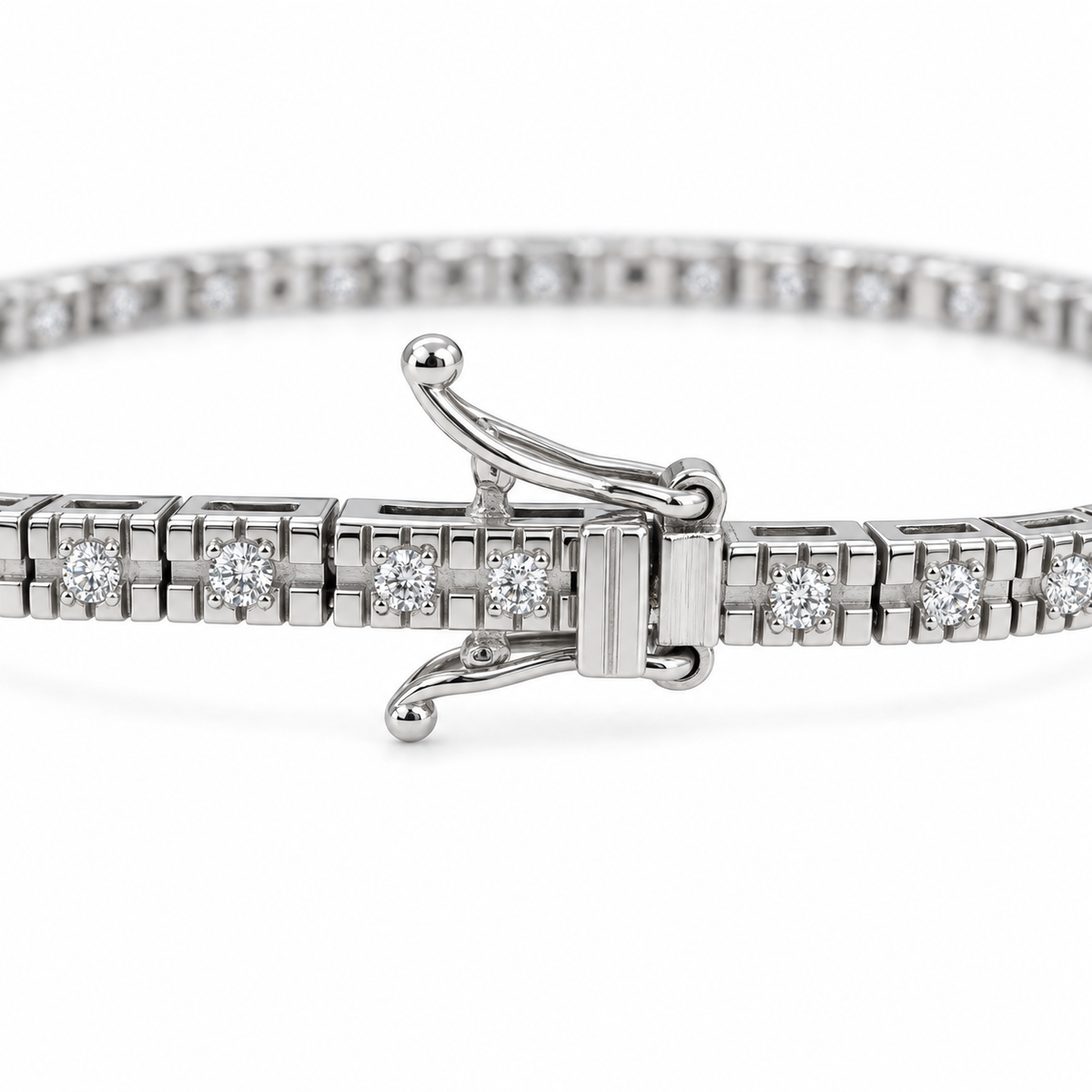 18K White Gold Diamond Station Link Bracelet