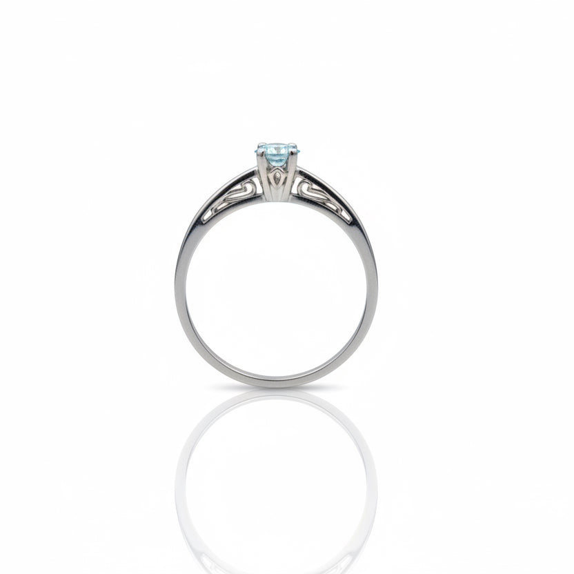 14k White Gold Blue Topaz Solitaire Ring