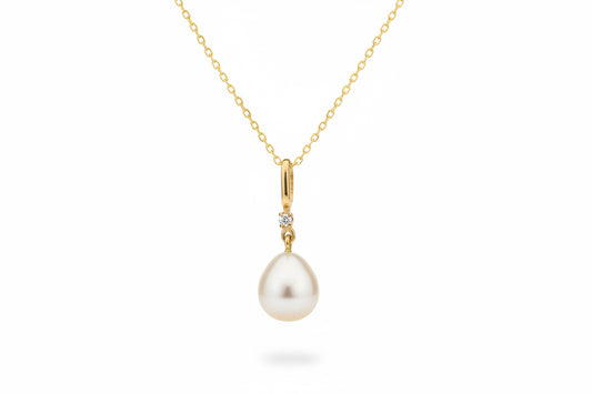 Yellow Gold Single Pearl Drop with One Natural Diamond Pendant,18k