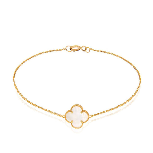 Yellow Gold Chain Bracelet setting with one Mother of Pearl Clover Length: 7 to 7 3/4 Inches18k  3.39gr