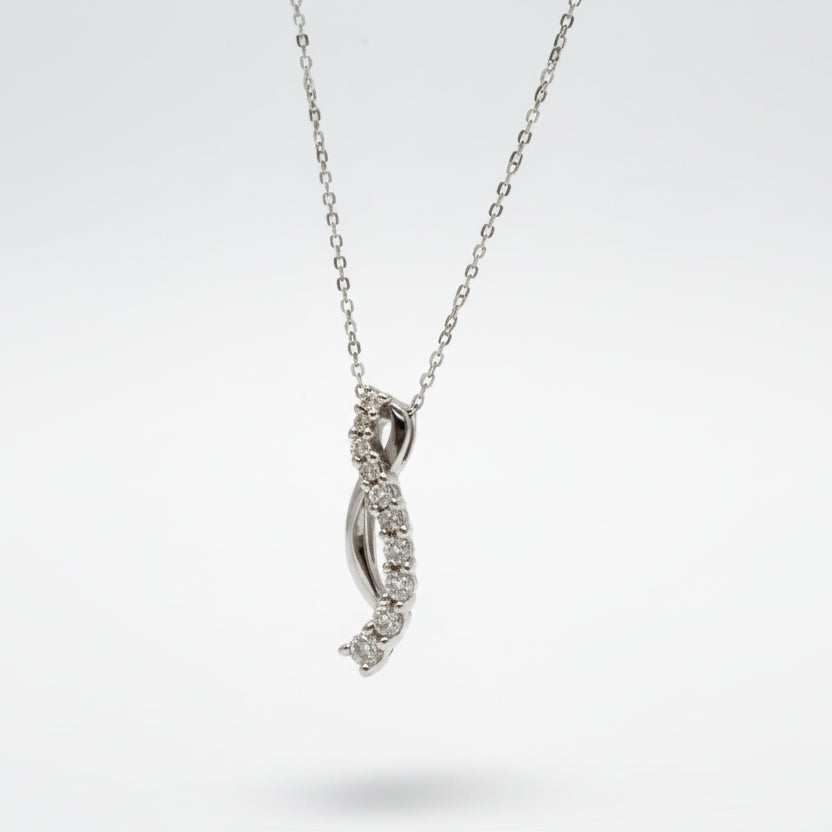 14K White Gold Diamond Drop Pendant Necklace