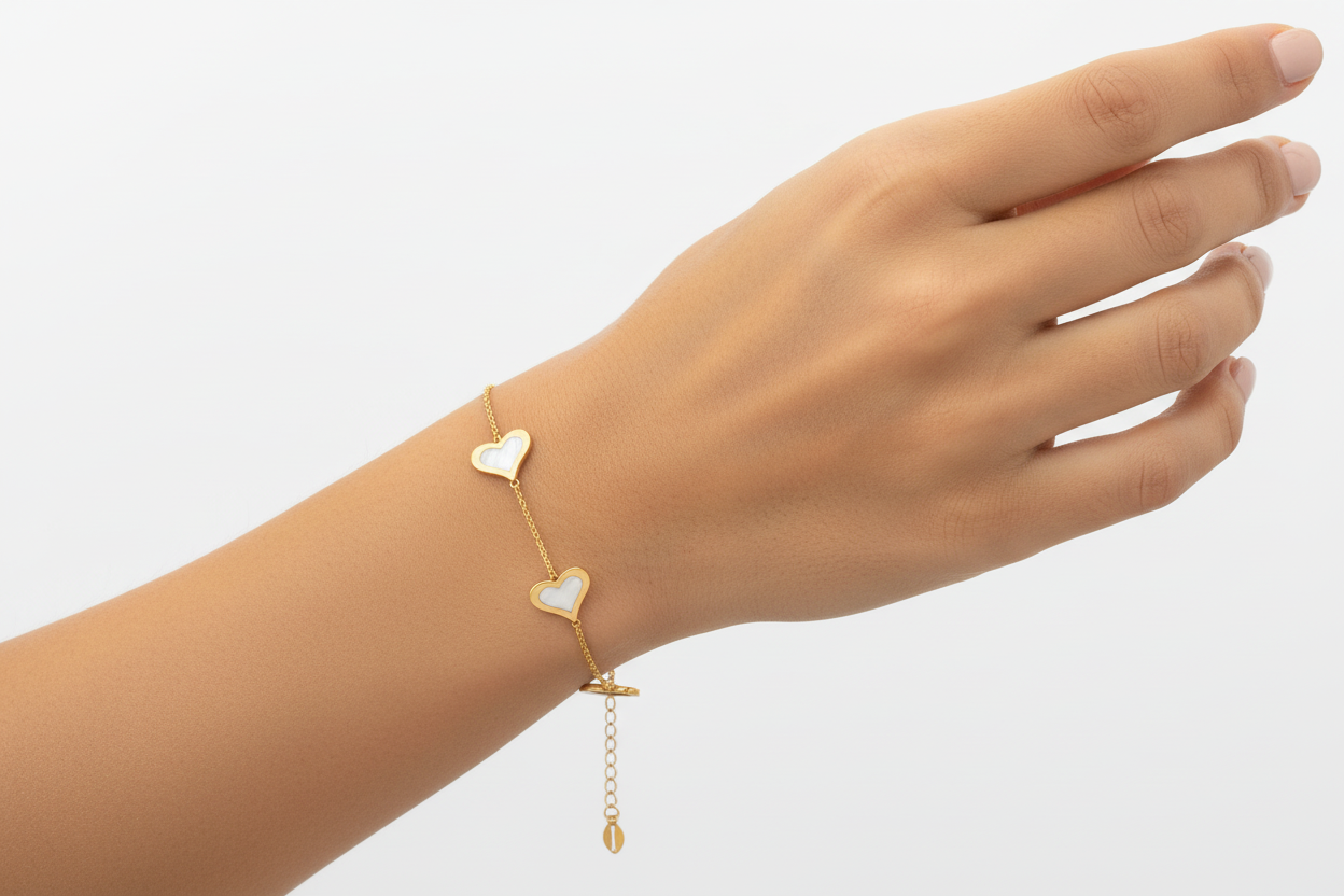 Yellow Gold station Bracelet with heart setting in white enamel , 18k, 3.1gr