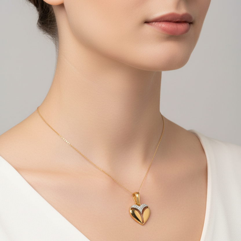 14K Yellow Gold Heart Pendent with Diamonds TDW:0.13ct SI I
