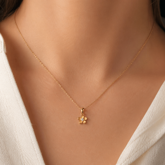 18k Yellow Gold Mini CZ Flower Pendant