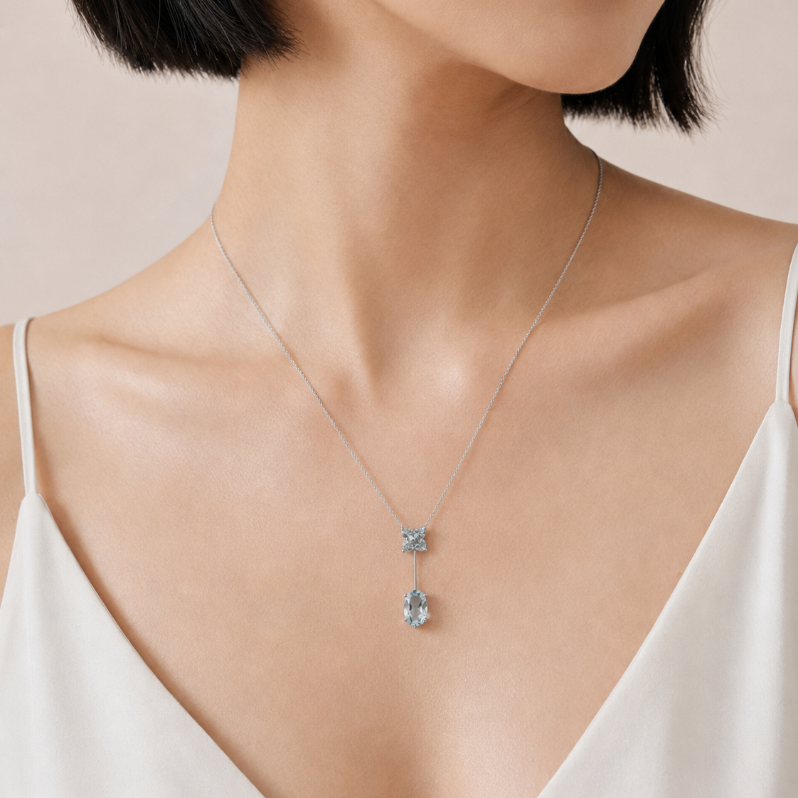 14K White Gold Oval Aquamarine Cluster Pendant