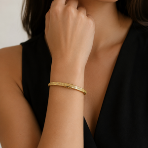 14K Italian Yellow Gold Diamond Cut Texture Bracelet.