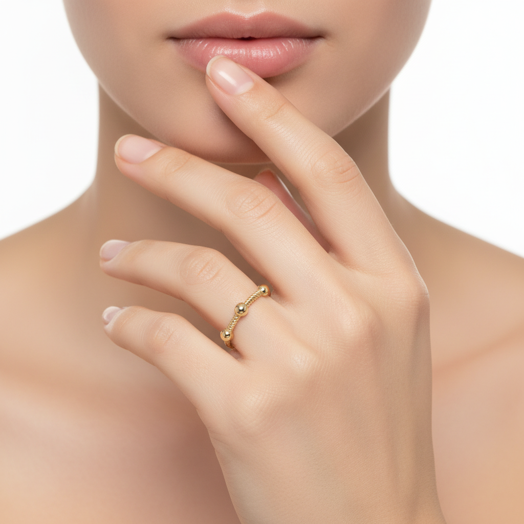 18k Yellow Gold Ring with Four Balls on setting
