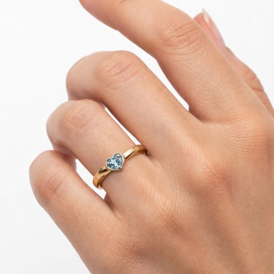 10k Yellow Gold Heart Shaped with Round Cut Blue Topaz Ring, T: 0.20ct