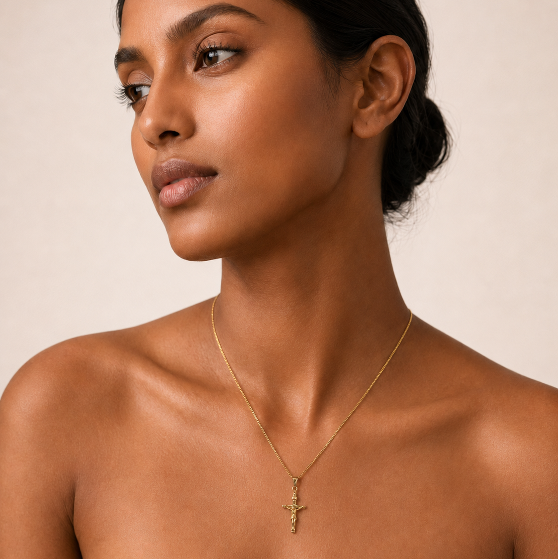 18K Yellow Gold Crucifix Pendant