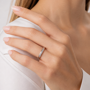 14K White Gold Diamonds Band