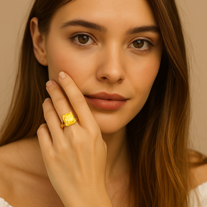 Yellow Gold Citrine Ring. 18k, Citrine: 6.5ct