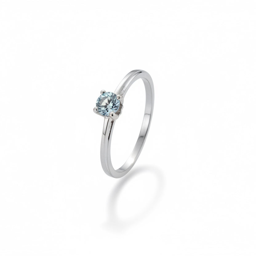 14k White Gold Blue Topaz Solitaire Ring