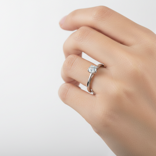 14k White Gold Blue Topaz Solitaire Ring