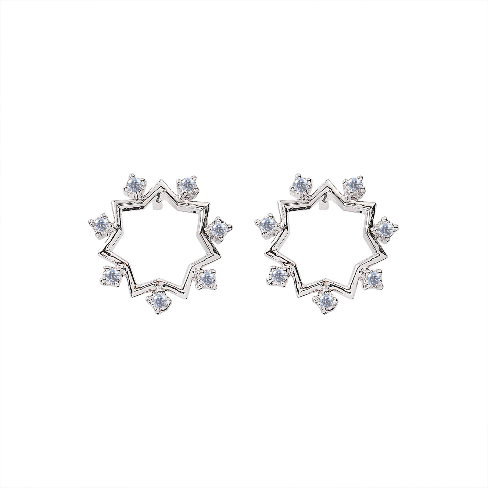 White Gold Earring  Star design setting with seven Diamonds TDW: 0.0.23ct14k