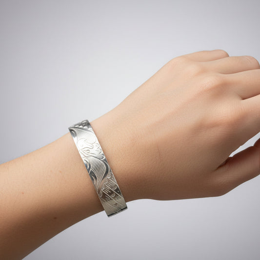 925 Sterling Silver First Nations Style Eagle Engraved Bangle
