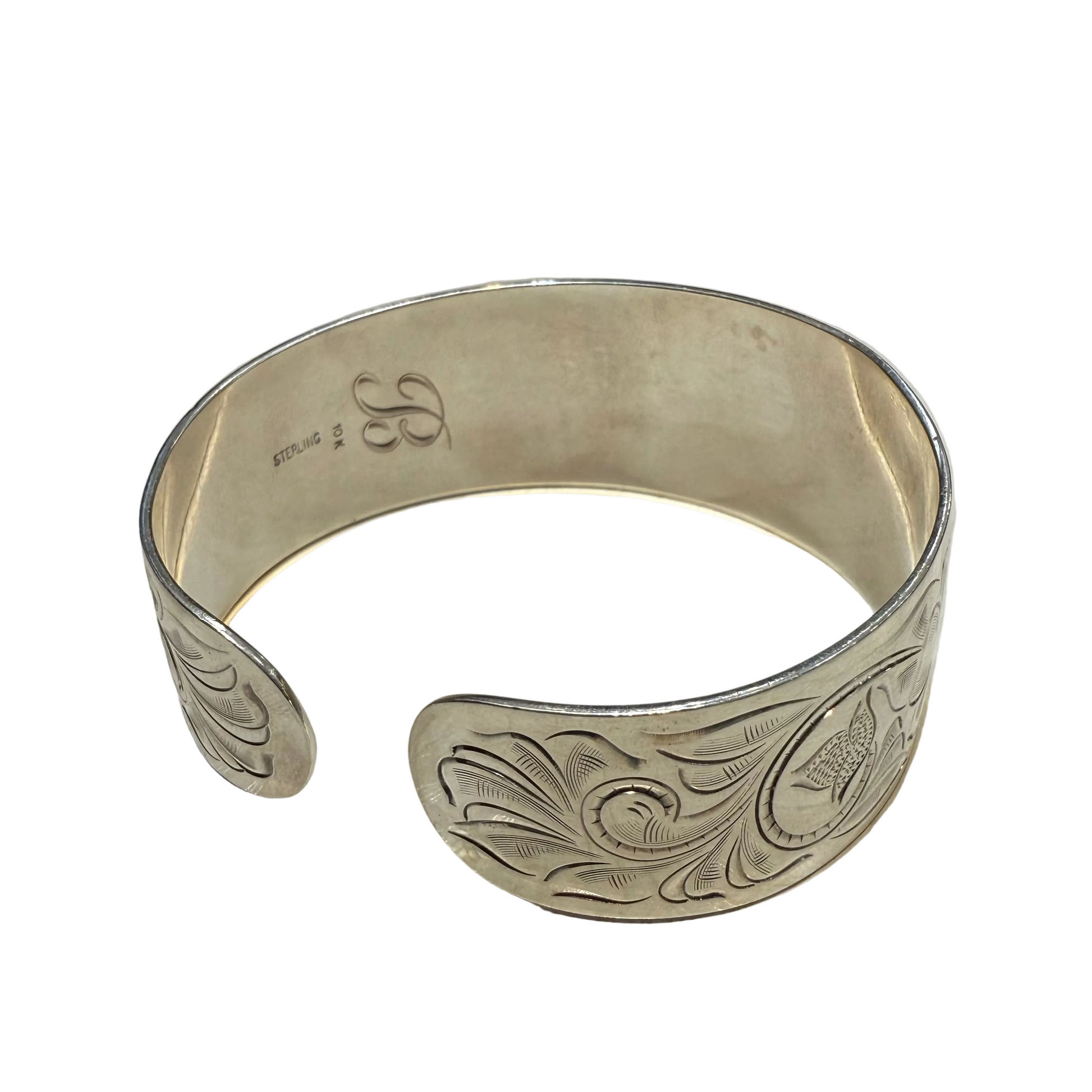 925 Sterling Silver First Nations with 10K Gold Whale Engraved Bangle