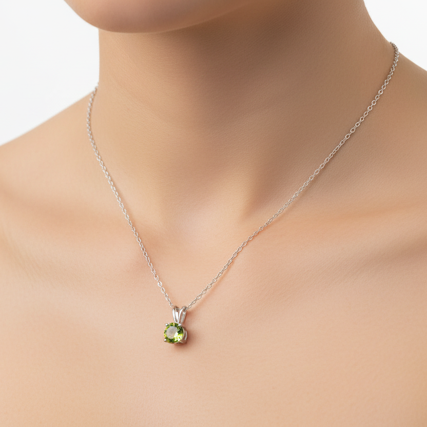 925 Sterling Silver Green CZ Pendant Necklace