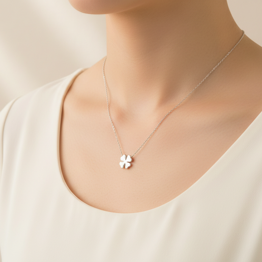 925 Sterling Silver Four-leaf Clover Pendant Necklace