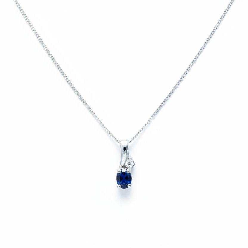 10k White Gold  Diamond and Oval shaped Sapphire Pendant Necklace