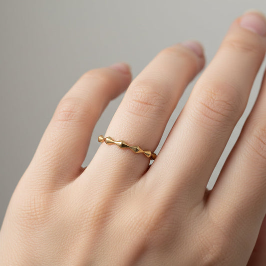 10K Yellow Gold Sculpture Band