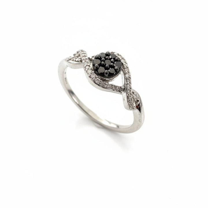 925 Sterling Silver Black and White CZ Love Knot Ring