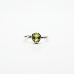 925 Sterling Silver Rose Cut Bezel-Set Peridot Ring