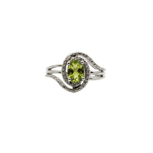 925 Sterling Silver Oval Cut Peridot Ring
