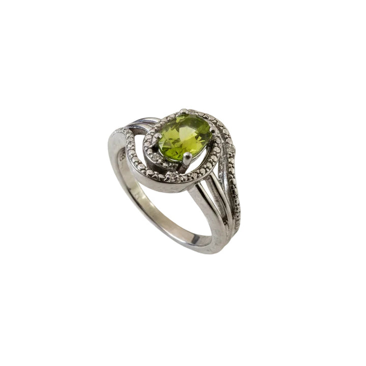 925 Sterling Silver Oval Cut Peridot Ring