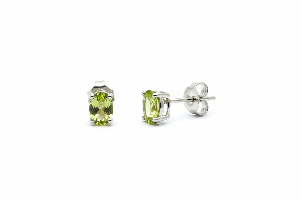 14k White Gold Oval Cut Peridot Stud Earrings