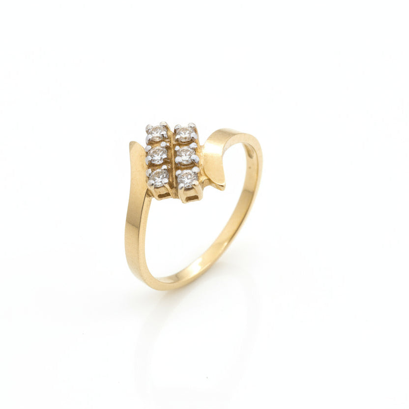 14k Yellow Gold Diamond Cluster Ring