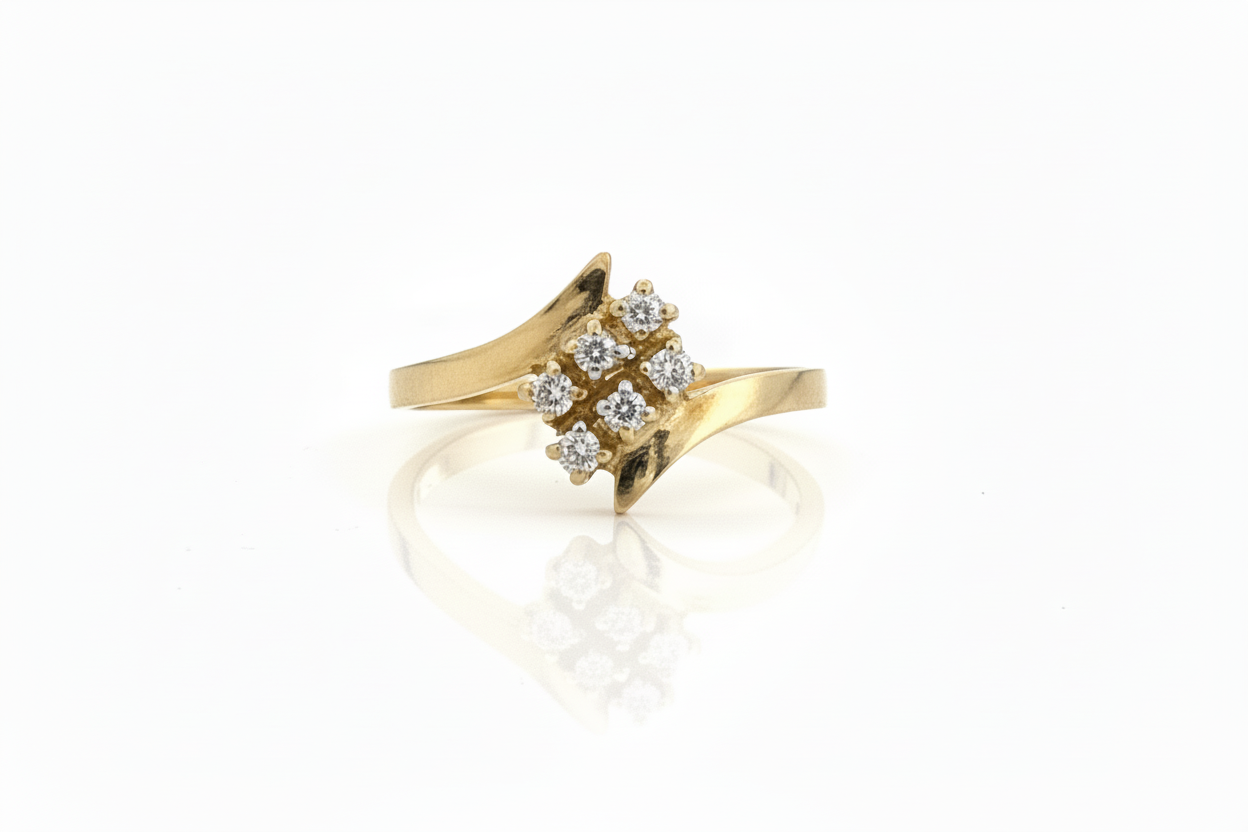 14k Yellow Gold Diamond Cluster Ring