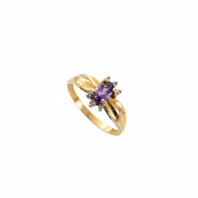 10K Yellow Gold Amethyst and Diamond Ring