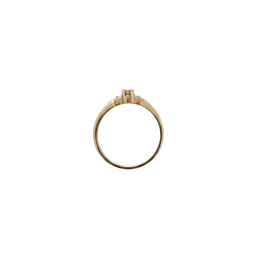 10k Yellow Gold Peridot and Diamond Ring, P: 0.24ct