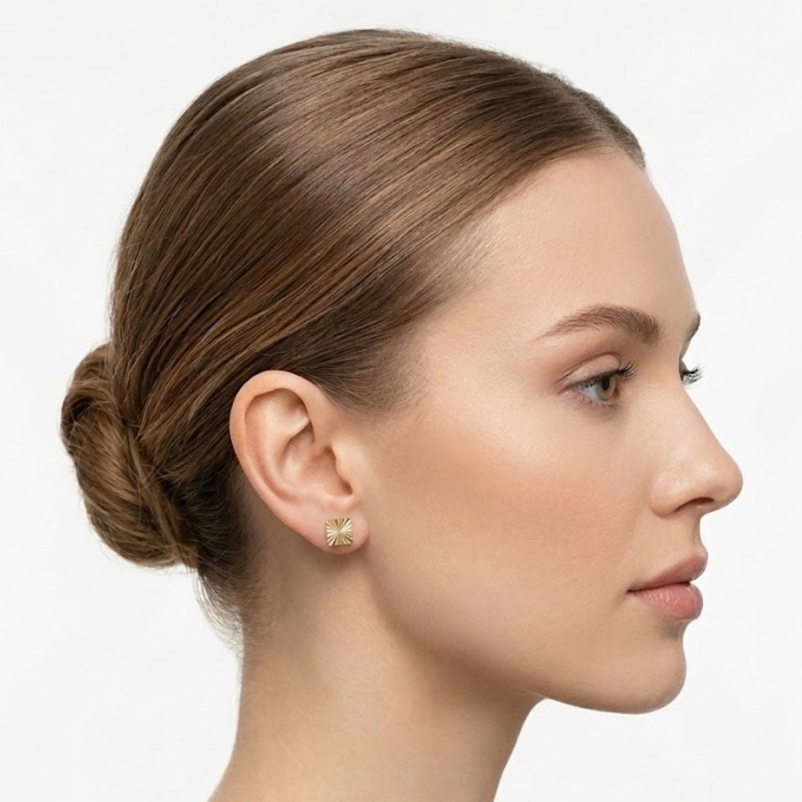 14k Yellow Gold Square Sunburst Studs Earrings