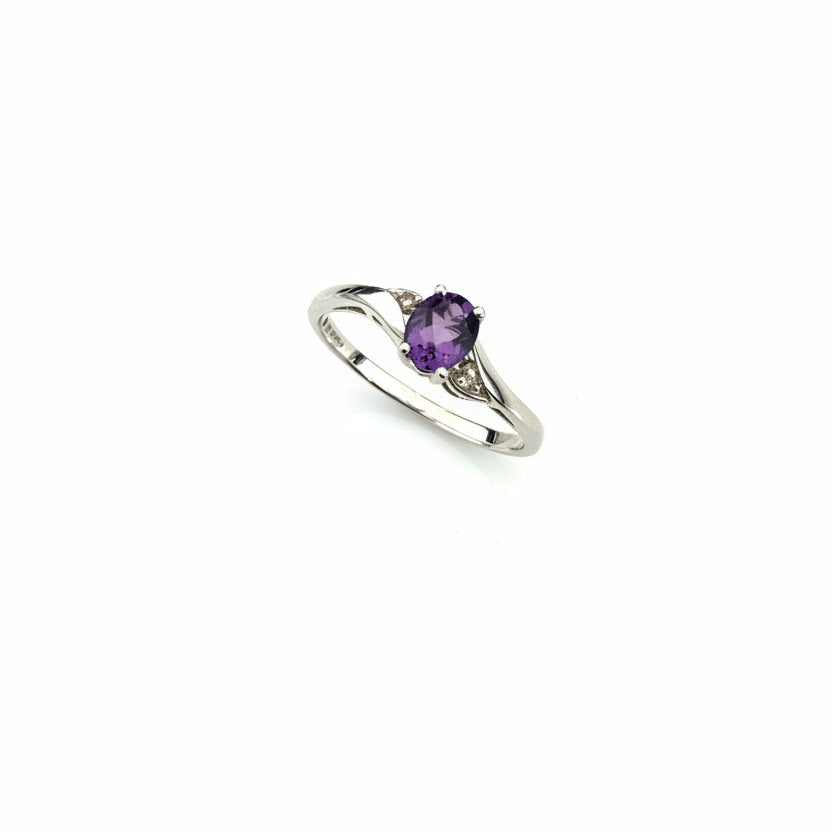 10K White Gold Oval Cut Amethyst with Diamond Ring