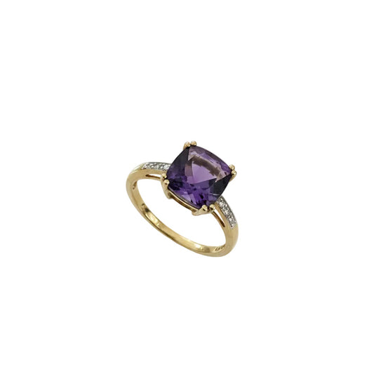 10K Yellow Gold Cushion Cut Amethyst with Diamond Ring