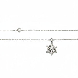 925 Sterling Silver CZ Snowflake Pendant Necklace