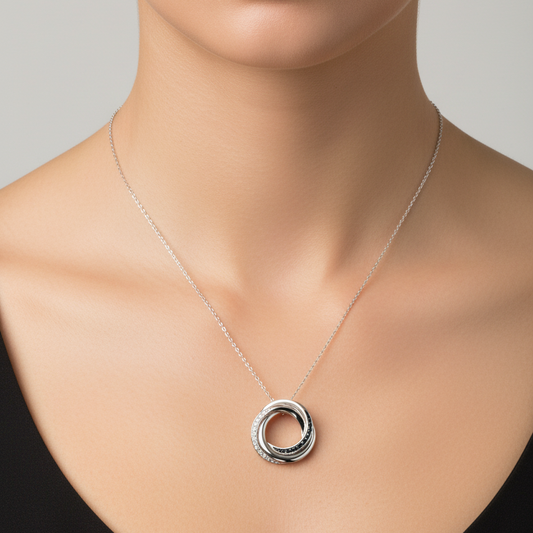 925 Sterling Silver Interlocked Circle Necklace