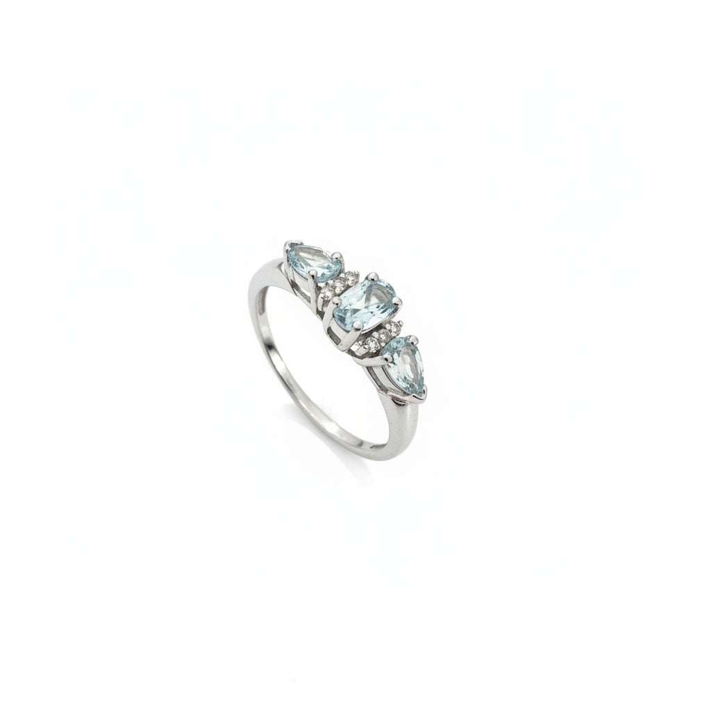 10K White Gold Aquamarine Ring