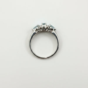 10K White Gold Aquamarine Ring