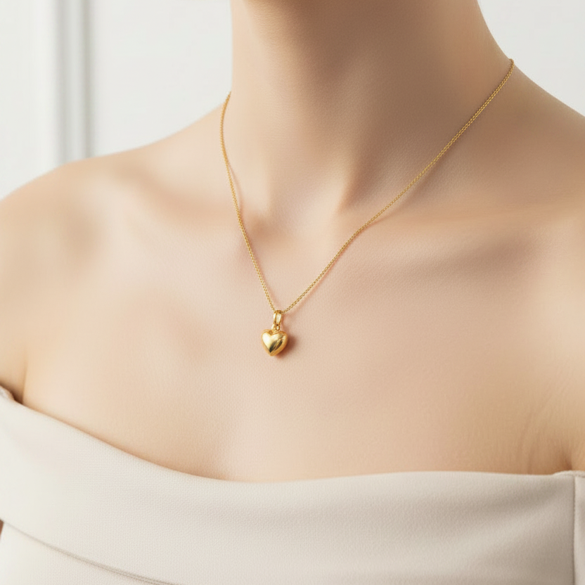 18K Yellow Gold Heart Pendant Necklace