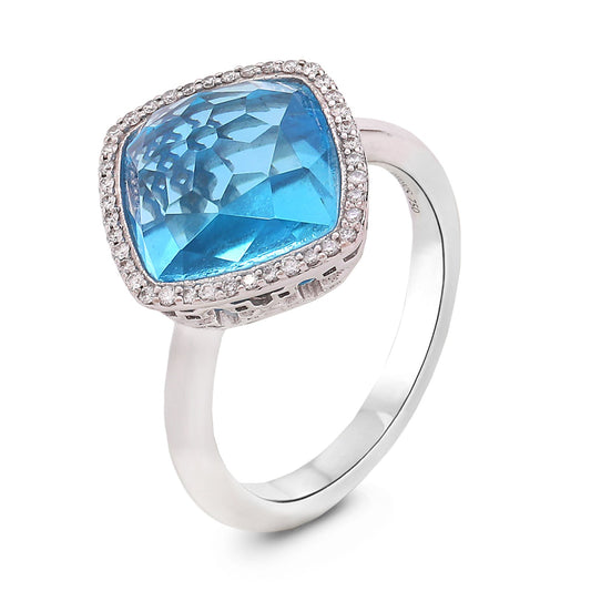 White Gold Cusion Cut Blue Topaz and Diamond Ring. 18k , T: 4.3ct TDW: 0.28ct