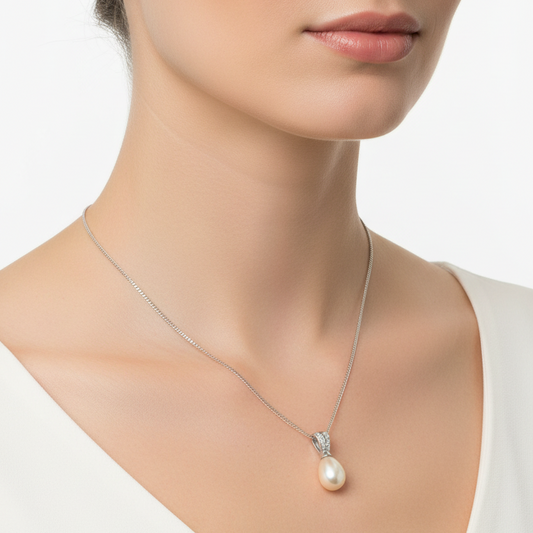 925 Sterling Silver Tear Shaped Pearl Pendant Necklace